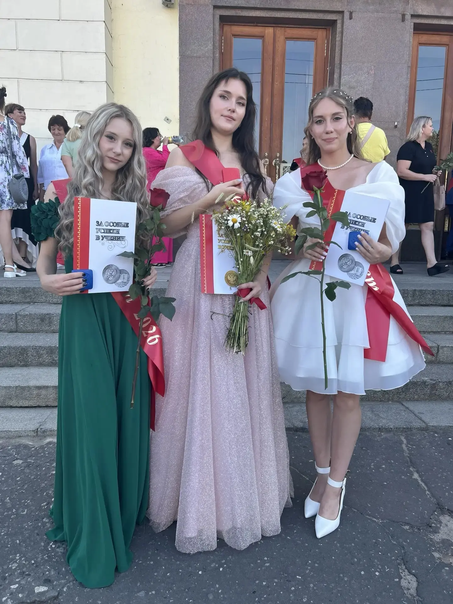 👌Наши выпускники 11 класса теперь точно могут сказать, что школа позади. 
💥2 июля в Муромском горо