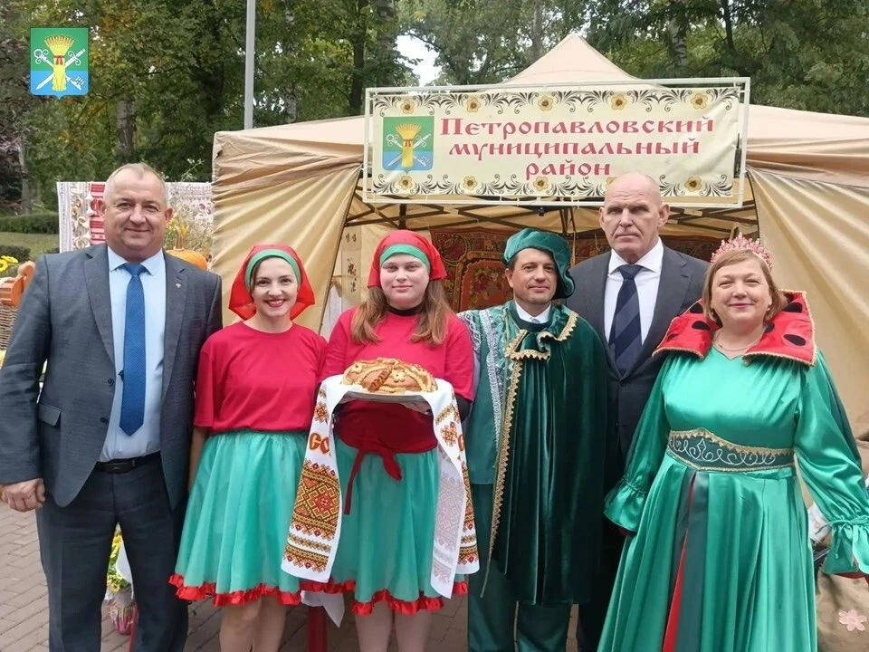 В субботу глава администрации Петропавловского муниципального района Владимир Лаптиев и...