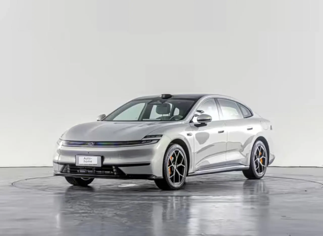 🇨🇳  Новый гибридный Changan A06 240 Ultra+HUD