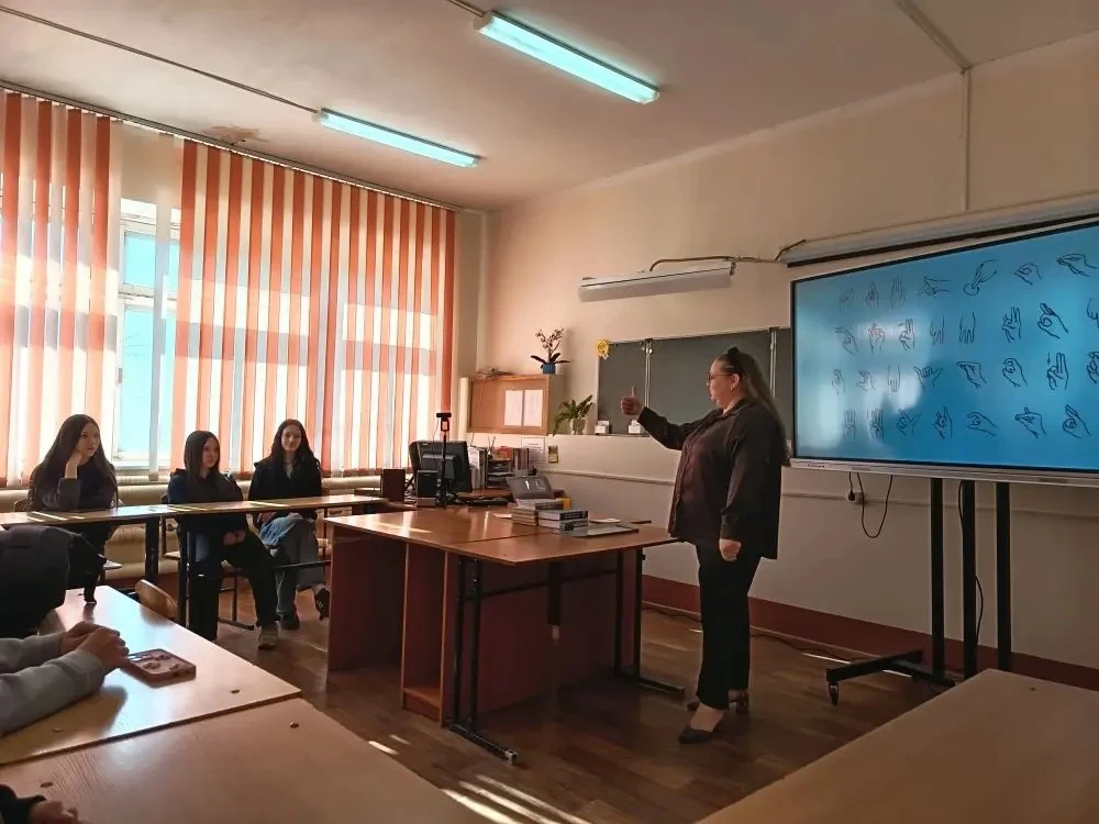 31 марта 9б класс Медведевской гимназии посетил Политехнический техникум в рамках профориентации.  Р