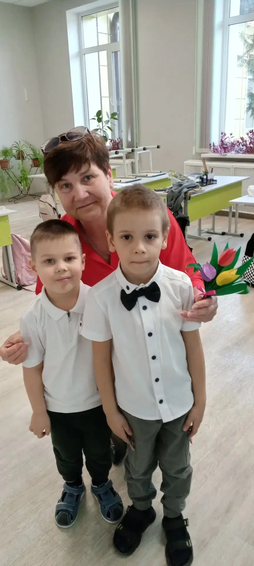 Как дошкольники 👫 поздравили педагогов с 8 Марта 💐