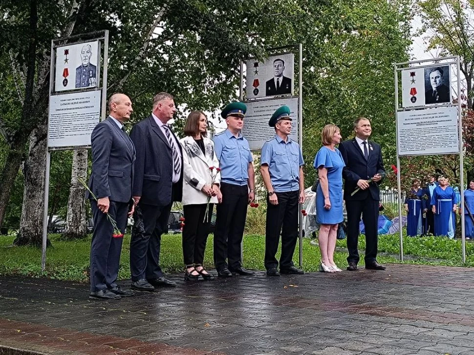 21 августа в городе Райчихинск состоялась торжественная церемония возложения цветов к п...