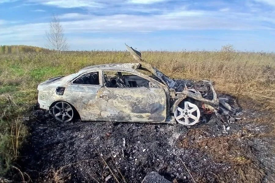 В Красноярском крае пьяная автоледи разбила и сожгла Audi на следующий день после покупки
