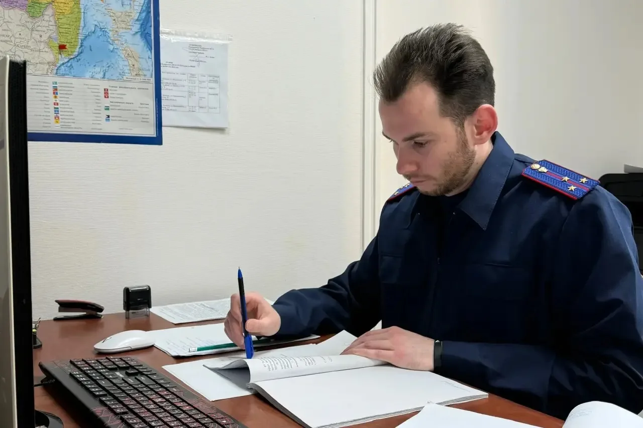 📄 Двое 17-них подростков из Иркутской области задержаны в Муравленко по обвинению в покушении на сб