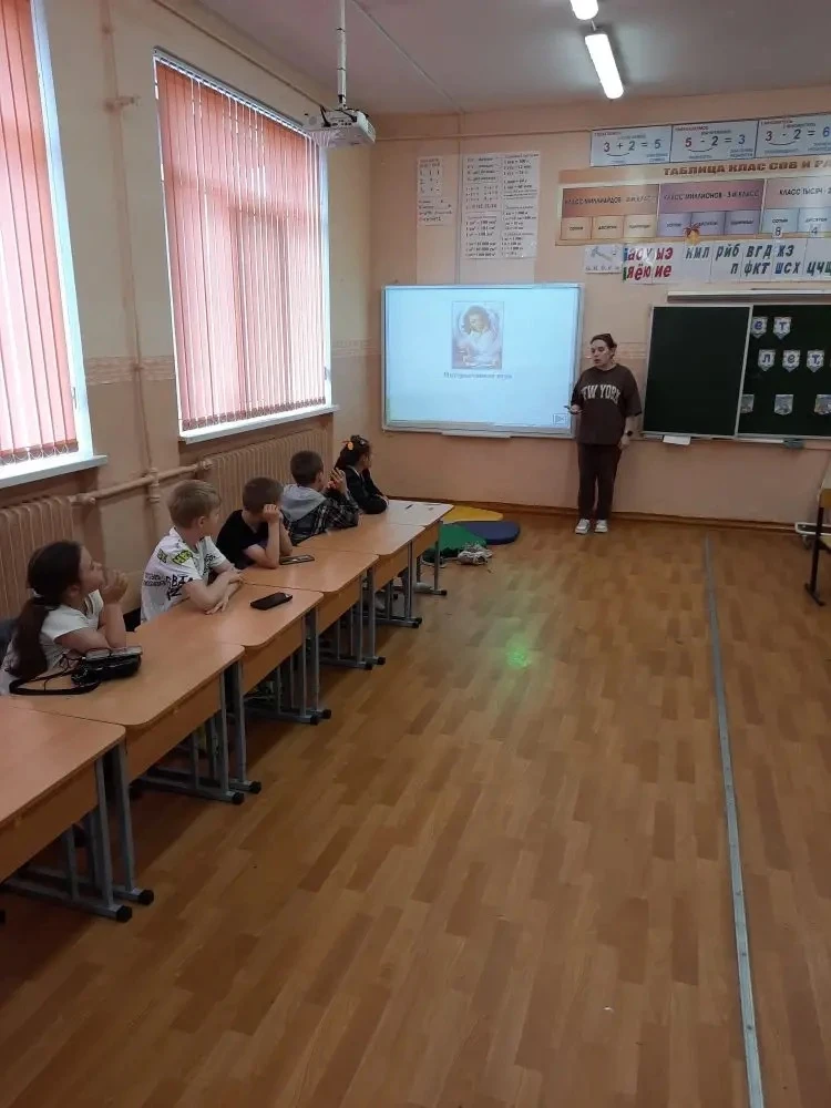 🌟 Сегодня в нашем лагере прошел шестой день, и мы отметили особенную дату — 6 июня, де...