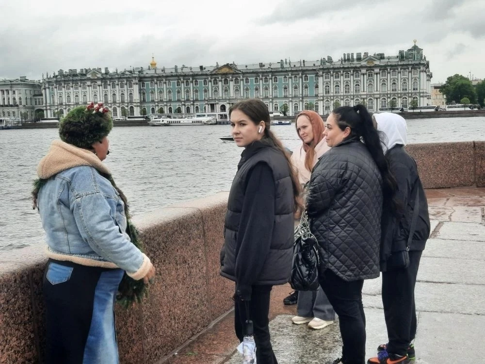 🚌 Автобусная экскурсия для семей — море впечатлений и новые открытия! 

Для семей, состоящих на соц