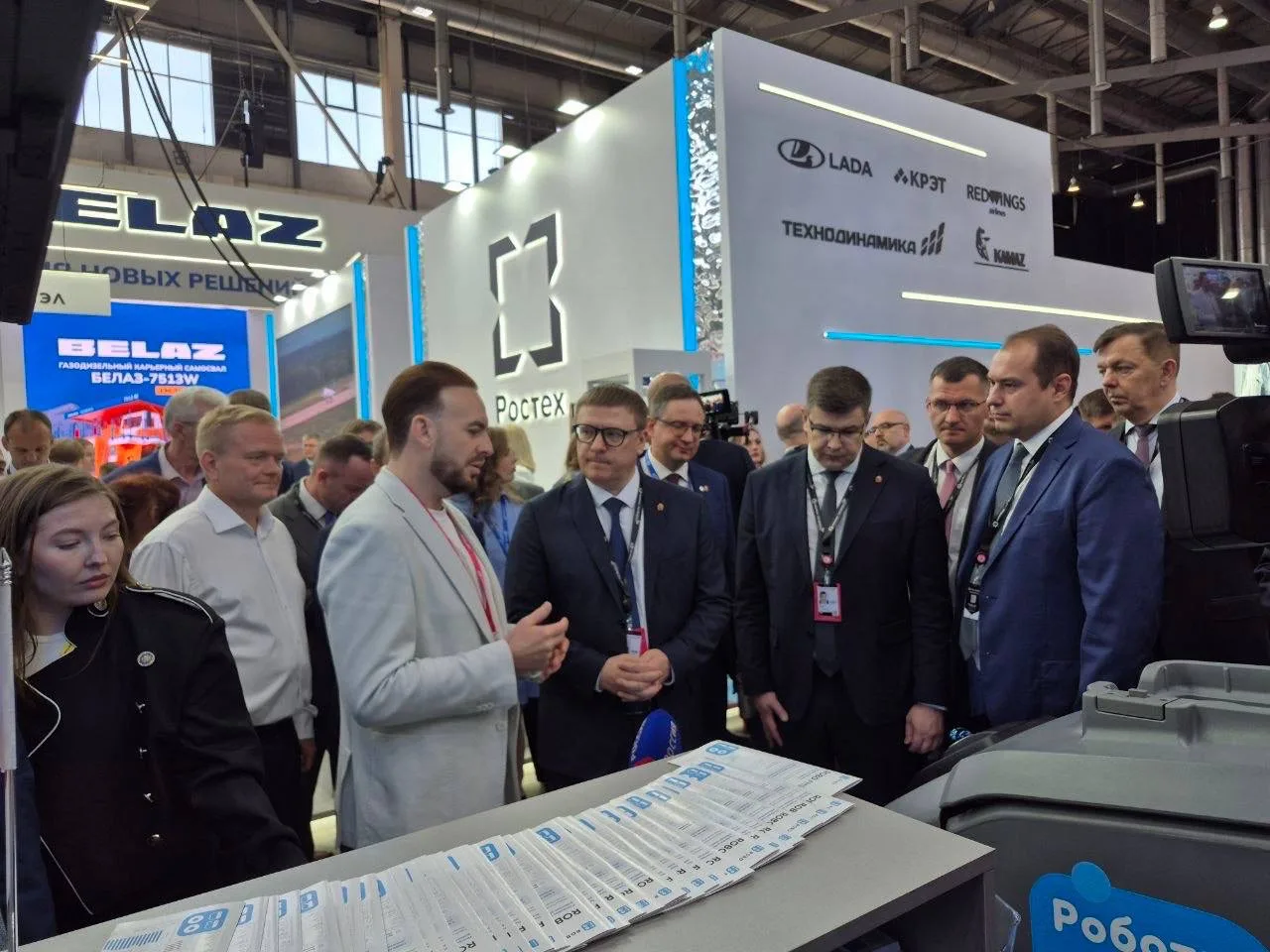 🚀 Распечатали первый день на ИННОПРОМ и познакомили с ROBO FMS и Руби-С губернатора Че...