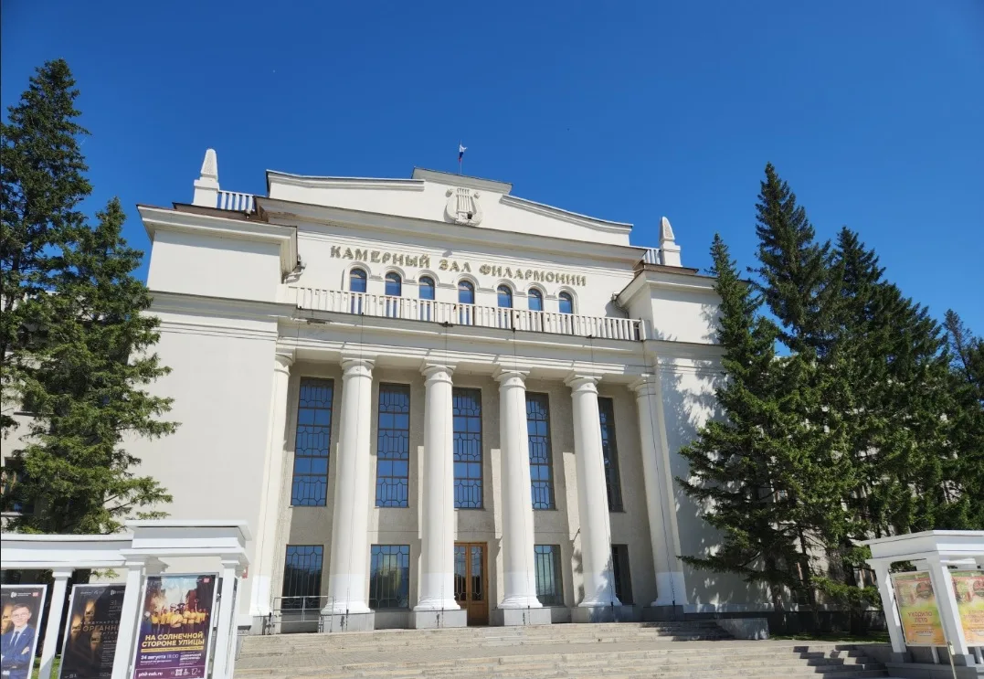 Городская среда: куда отправиться за летним настроением

12 июня наша страна отмечает День России – 
