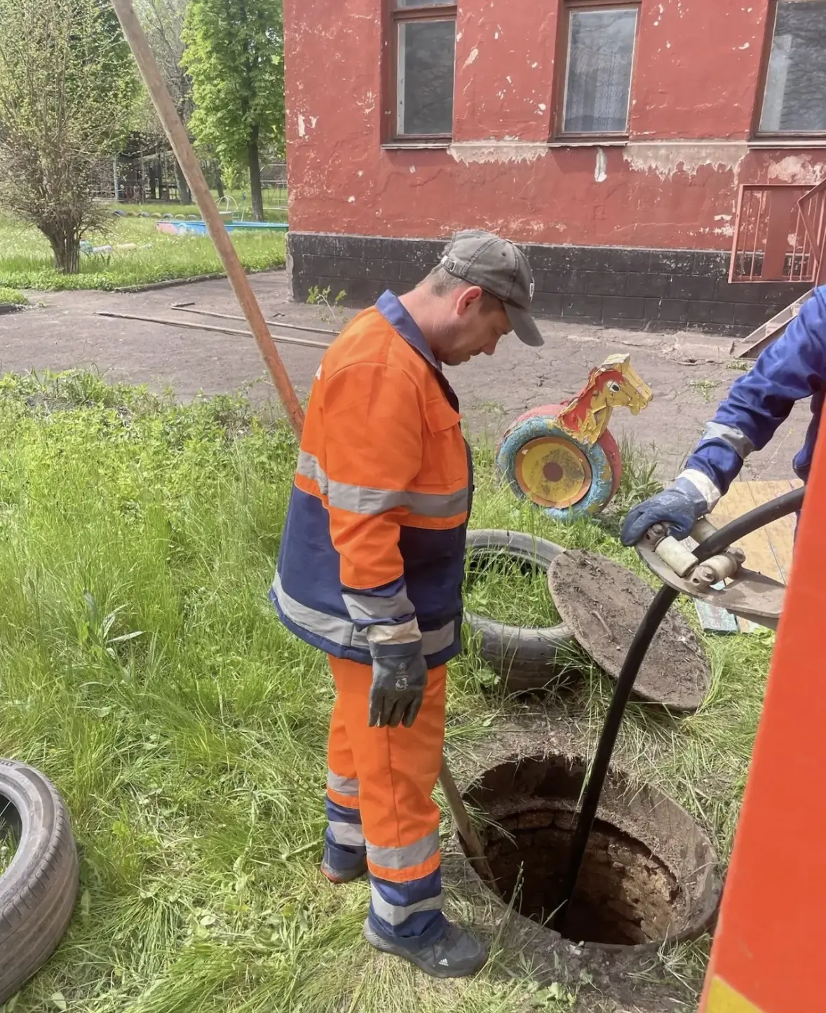В минувшие выходные специалисты МУП ЖКХ «Вологдагорводоканал» вернулись из трехнедельно...