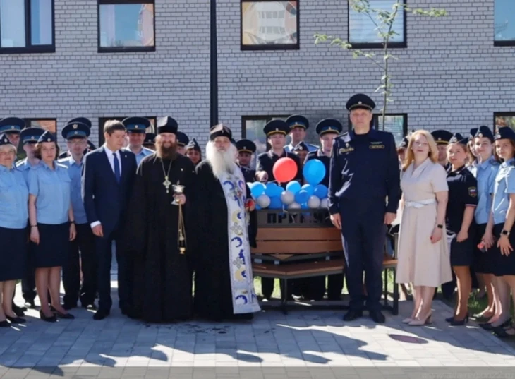 Скамью примирения открыли в Барнауле 

В сквере, посвященном 160-летию института судебных приставов,