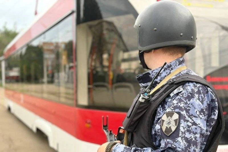 В Самарской области общественный транспорт начали оснащать «тревожными кнопками» с выво...