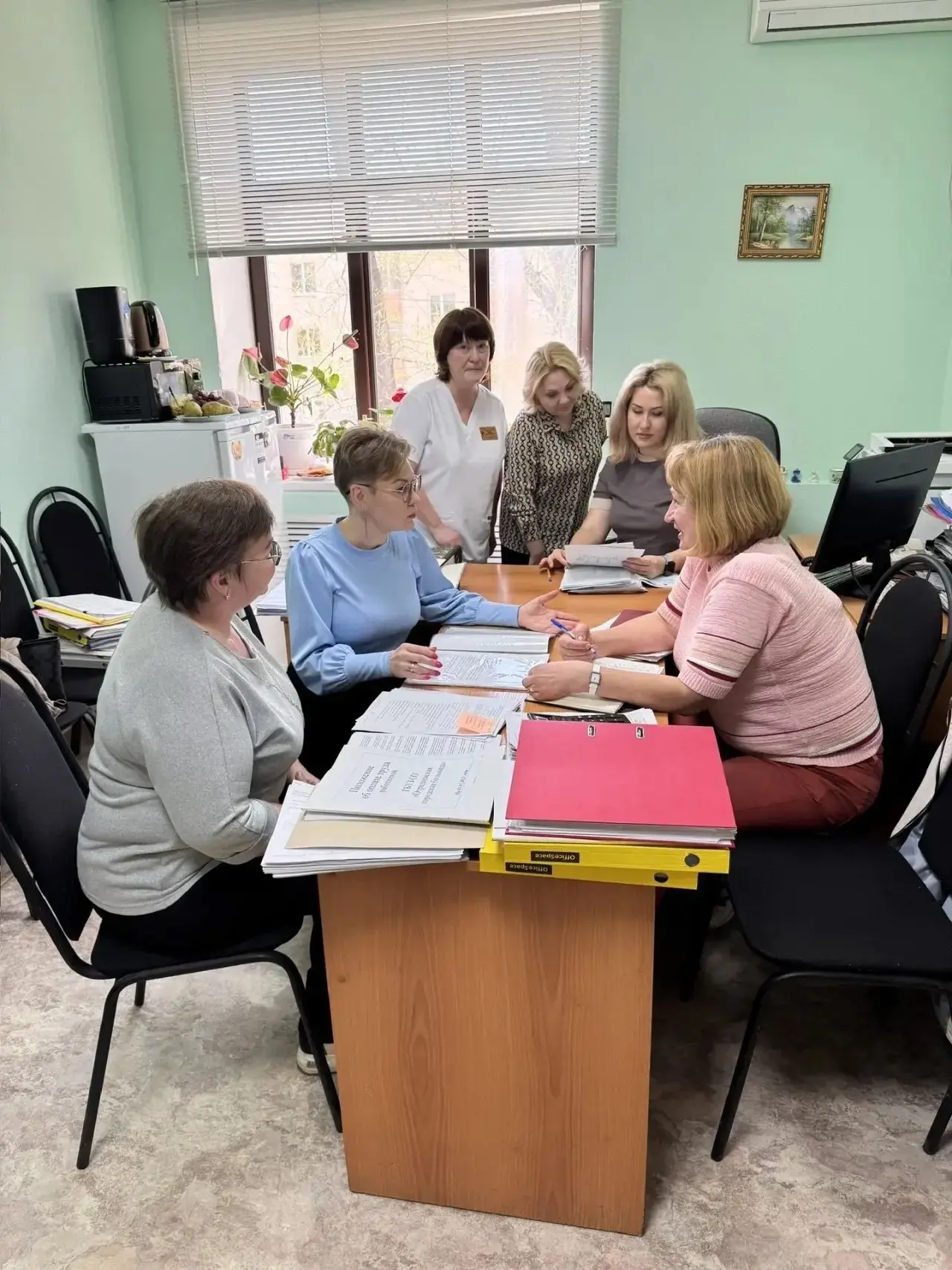 Специалисты областной организации Профсоюза работников здравоохранения РФ провели компл...