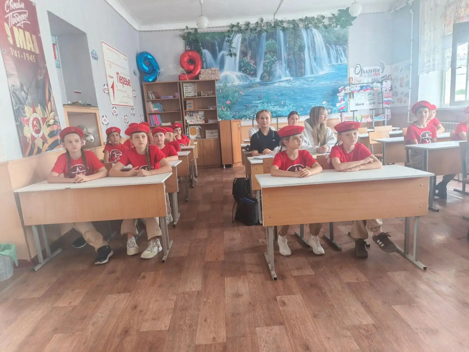 17 сентября 2026 года состоялся особенный урок мужества! 🎖️ В формате онлайн-встречи ю...