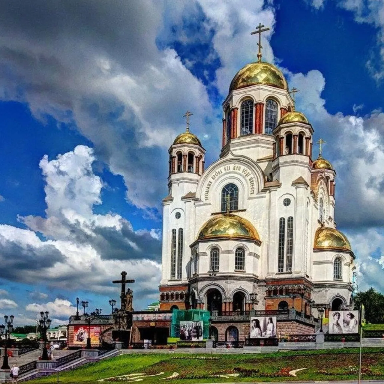 Главное: у Храма-на-Крови может появиться пешеходный мост — и не ради красоты, а чтобы ...