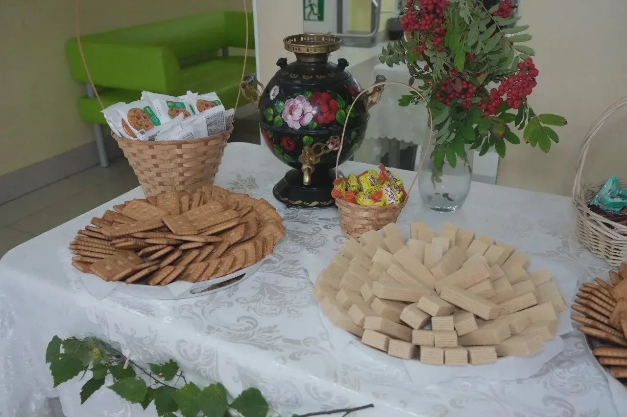 🎶 На Лесной Поляне голосование открылось под Гимн России