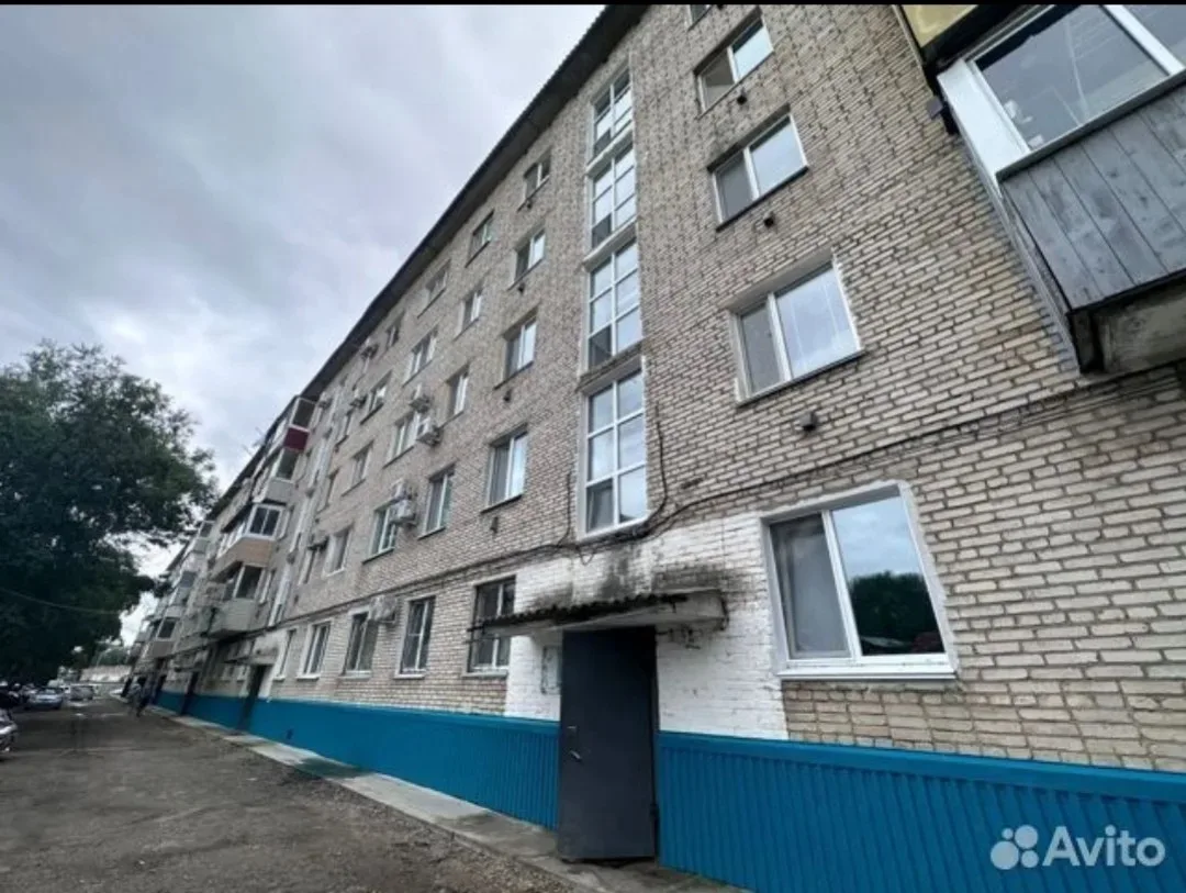 Продаётся 2-х комнатная квартира, по ул.Советская 21,этаж 3,кв.м 40.