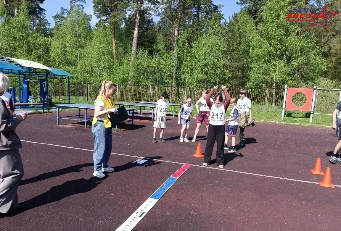 Отличная погода – самое время посоревноваться в ГТО на свежем воздухе. Так подумали сотрудники судей