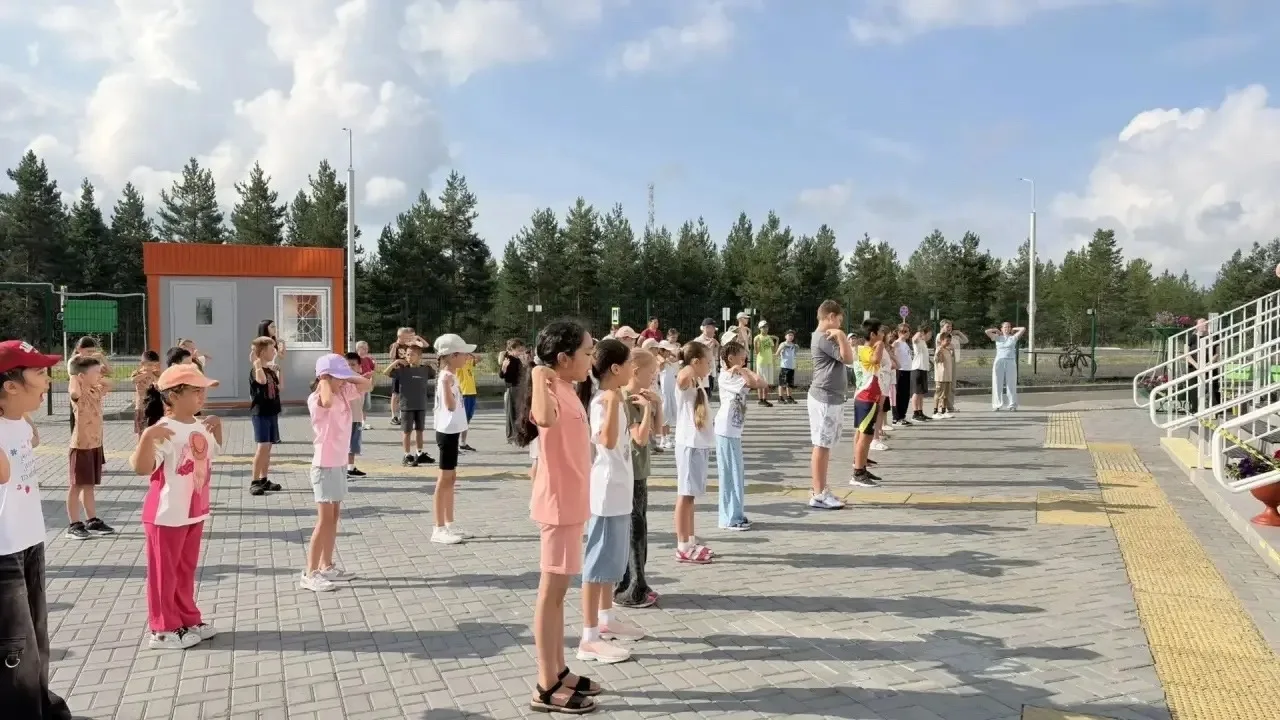 🎉 УРА, ЛАГЕРЬ ОТКРЫТ!☀️

Пролетел наш самый первый, яркий день! 🚀

📌 Как это было:

• 🏃‍♂️ Пойма