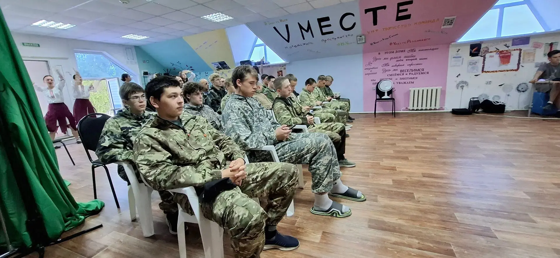 ТАМ, ГДЕ МЫ ВМЕСТЕ — ТАМ И ПРАЗДНИК ✨
На базе молодёжного пространства «ВМесте» было особенно тепло.