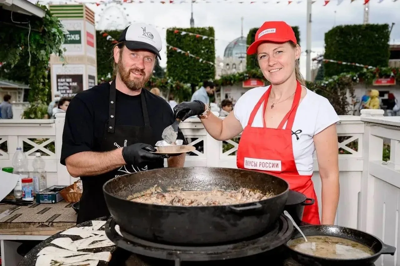 🍽️ Смоленщина покорила столицу: как мы выступили на юбилейном фестивале «Вкусы России»