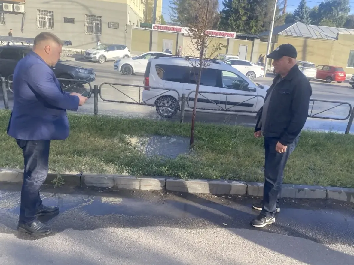 💧 В ходе утреннего объезда выявили повреждение на сетях водоснабжения