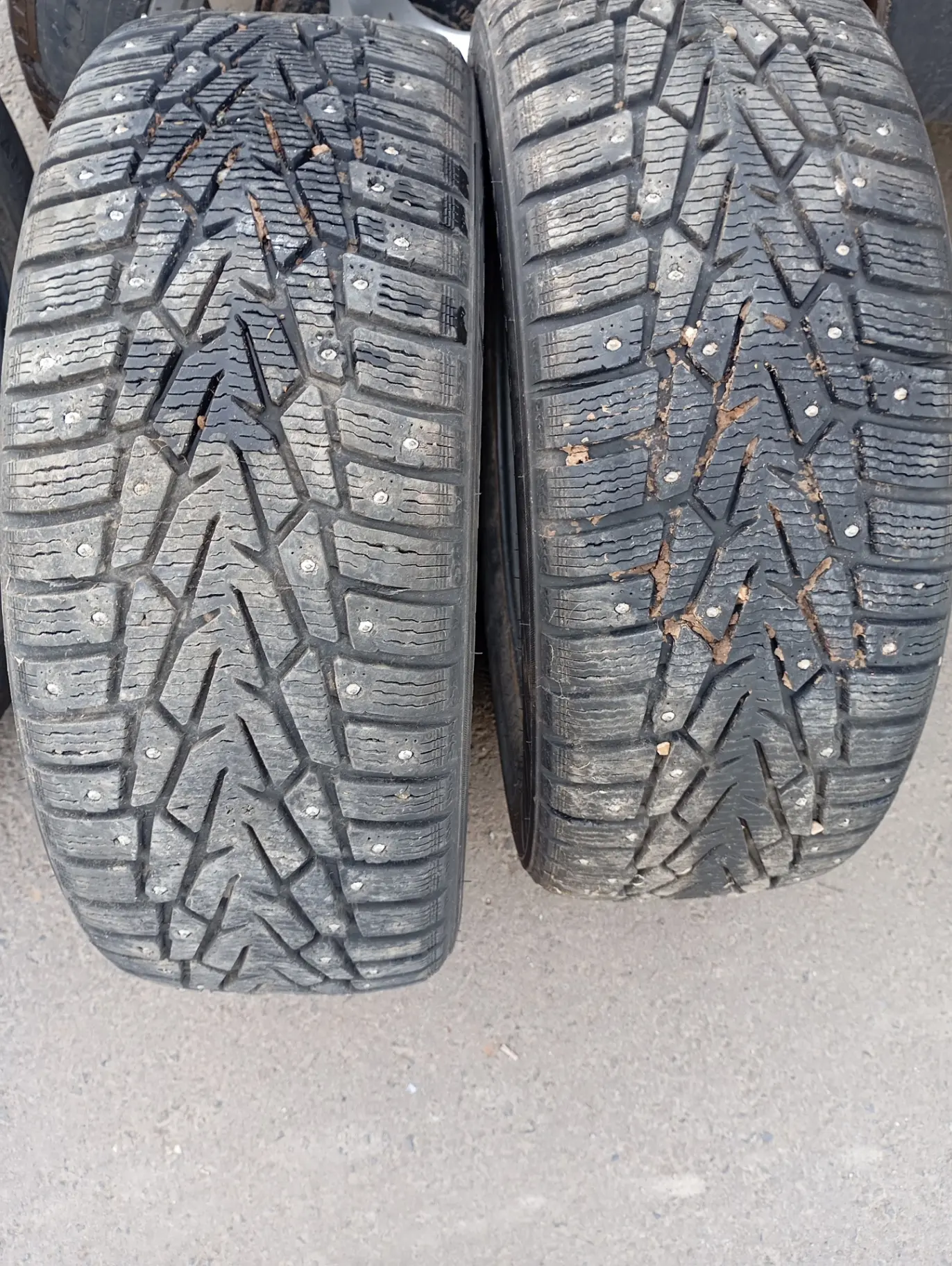 Продам шины 4шт .R16 215/60Нокиа Норман 7 ,21года