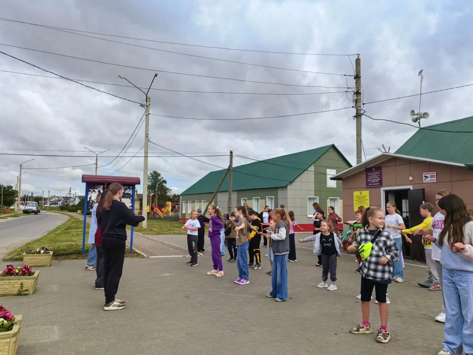 Сегодняшний день в нашем лагере прошёл под девизом «Будь готов к приключениям!» — и мы спешим подели