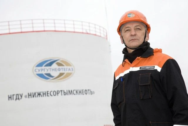 ​Ко Дню нефтяника в Сургутнефтегазе чествуют лучших из лучших. История одного сотрудника