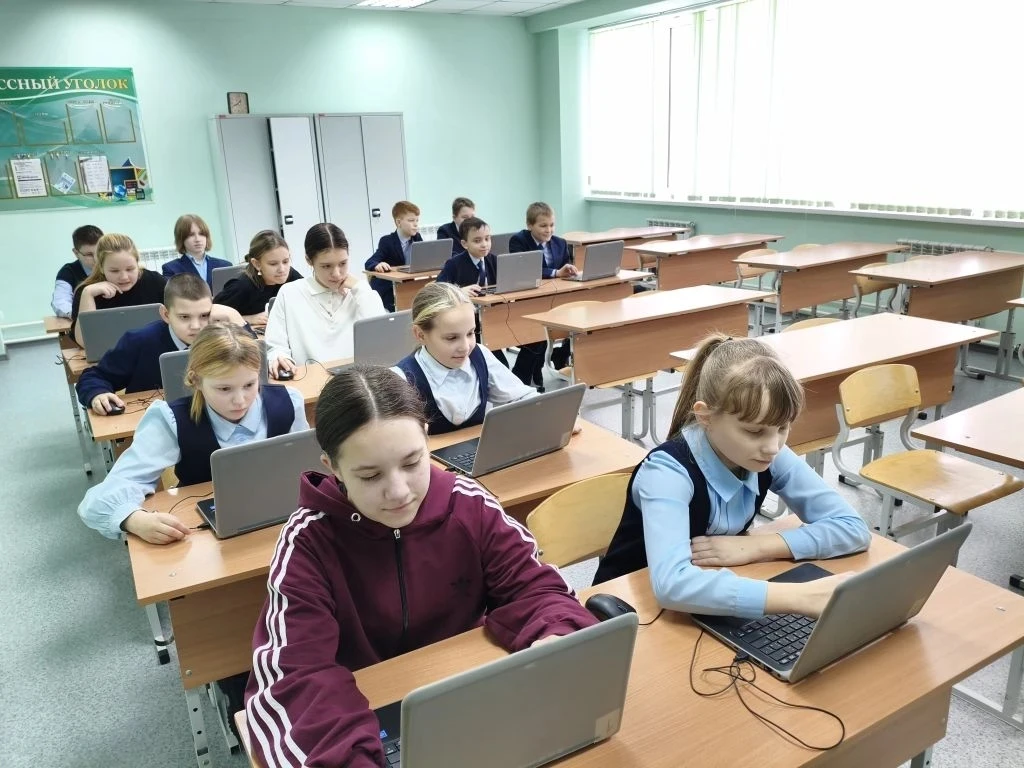 🚀PROKOD: первый шаг в мир программирования!💻  В нашем школьном Кванториуме прошло  мероприятие по пр
