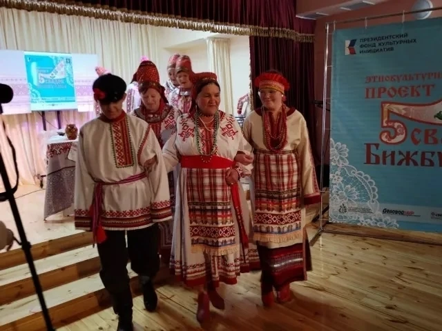 Как гуляли свадьбы в Каменке, читайте на нашем сайте: https://svetput.ru/news/kultura/2...