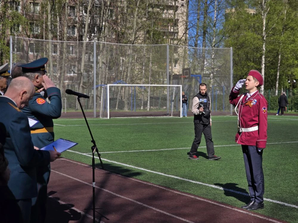 🎖️ Наши юнармейцы — в тройке лучших! 🎖️   6 мая состоялся XIV «Смотр юнармейских команд» среди школ,