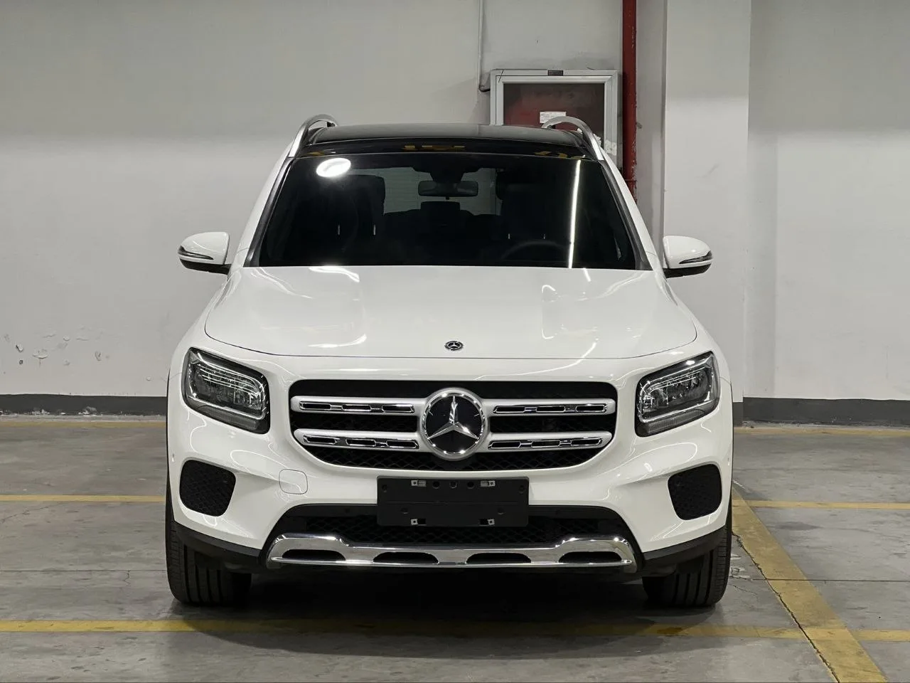 🔥🔥🔥 Приобрели в Китае для Татьяны из Екатеринбурга  Mercedes-Benz GLB 180  2020 год 33 000 км 1.3 бе