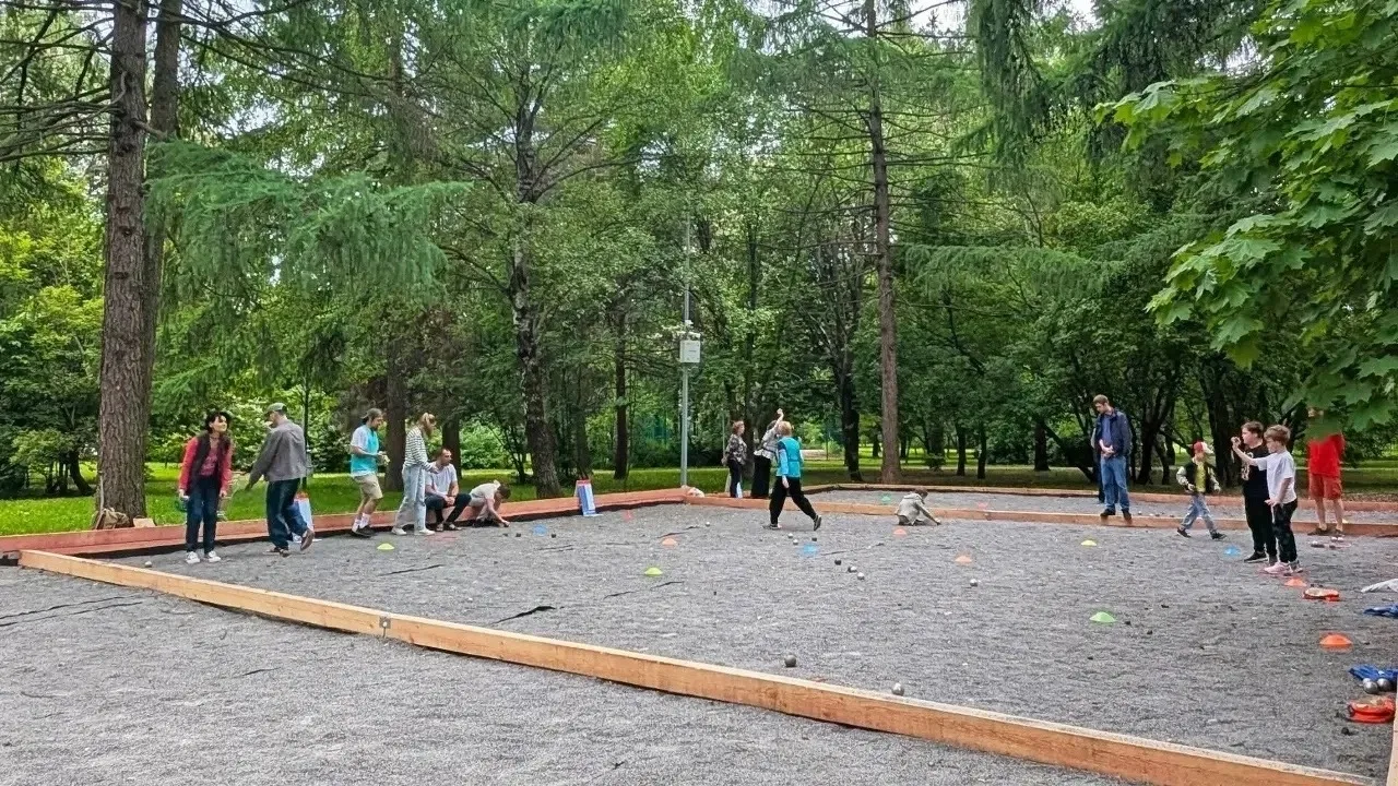 Петанк на Ангарских прудах: напоминаю, что бесплатные занятия проходят каждое воскресен...