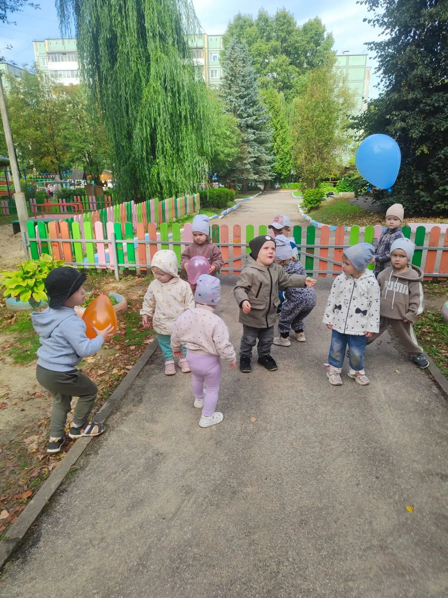 🎉Сегодня у наших маленьких звездочек из группы № 3-1 была особенная прогулка, посвящен...