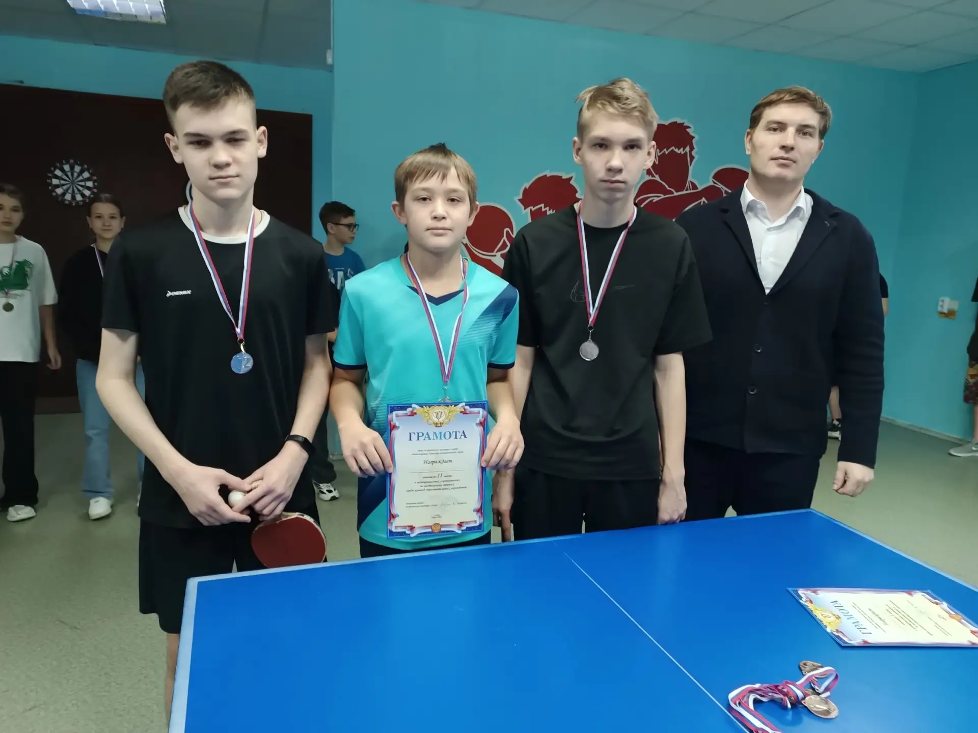 В ФОК "Спарте" прошли муниципальные соревнования по баскетболу и настольному теннису образовательных