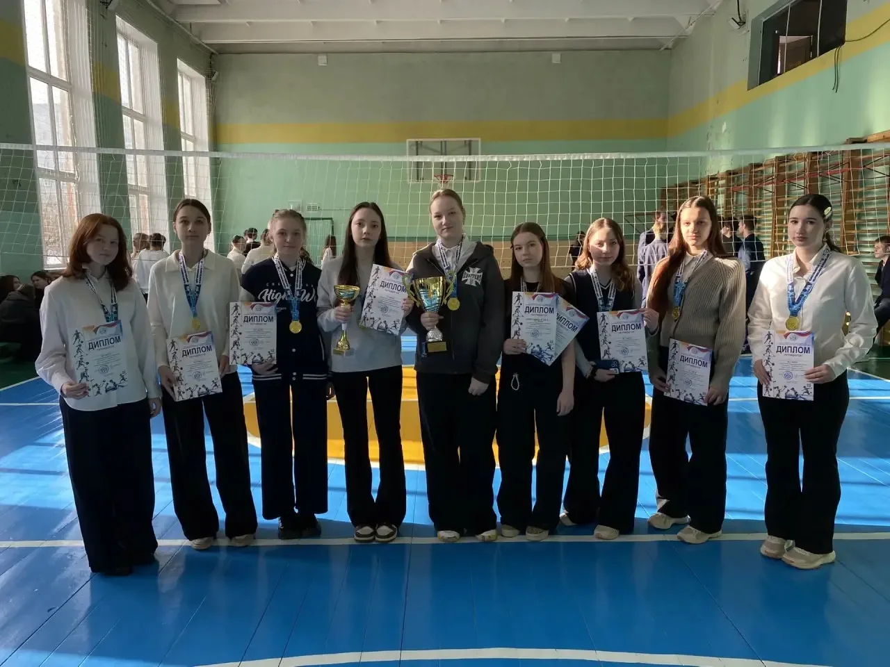 🏐 Победы в районных соревнованиях по волейболу «Серебряный мяч»!  С февраля проходили соревнования п