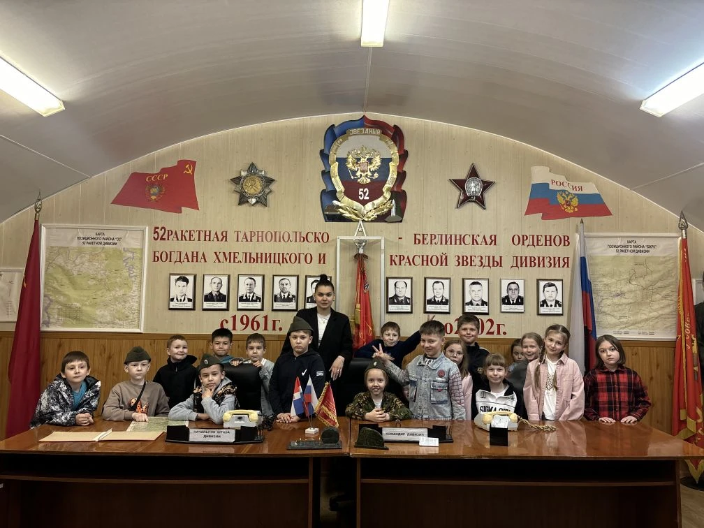 🇷🇺 Всю неделю наши самые юные, но очень ответственные ученики начальной школы готовились встретить 9