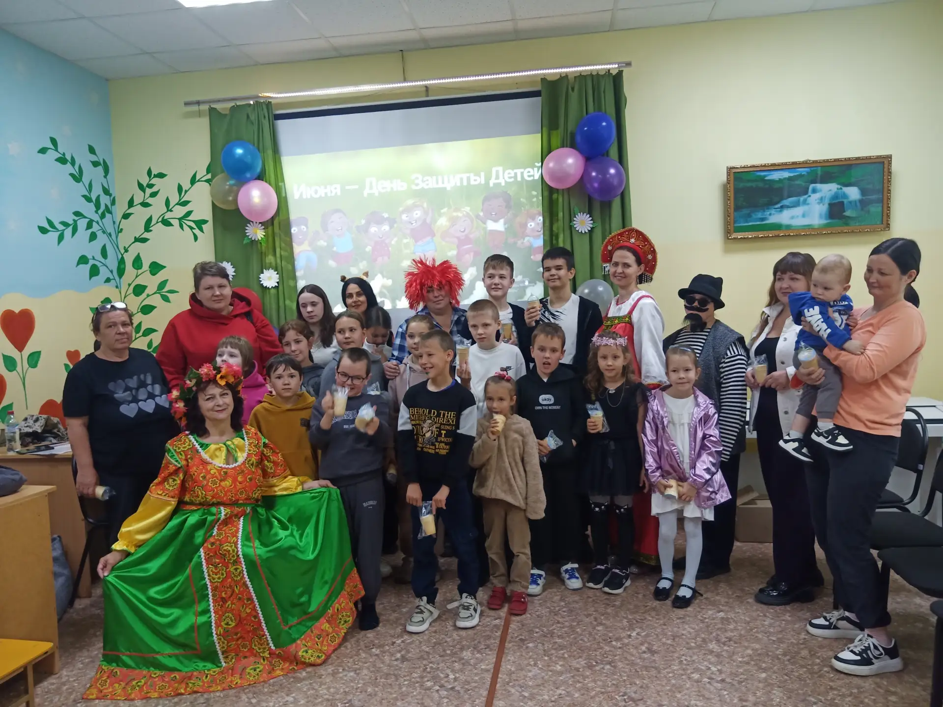 Сказочные герои и игры народов России: в Светлоградском СРЦН отметили День защиты детей