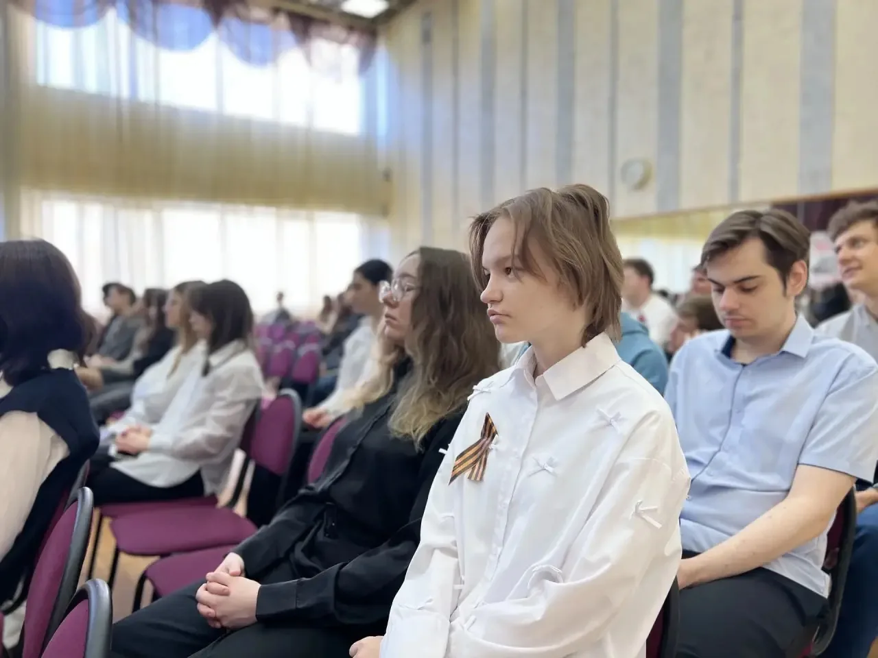 🇷🇺 Неделя празднования Дня Победы в лицее по традиции началась с торжественной церемонии поднятия фл