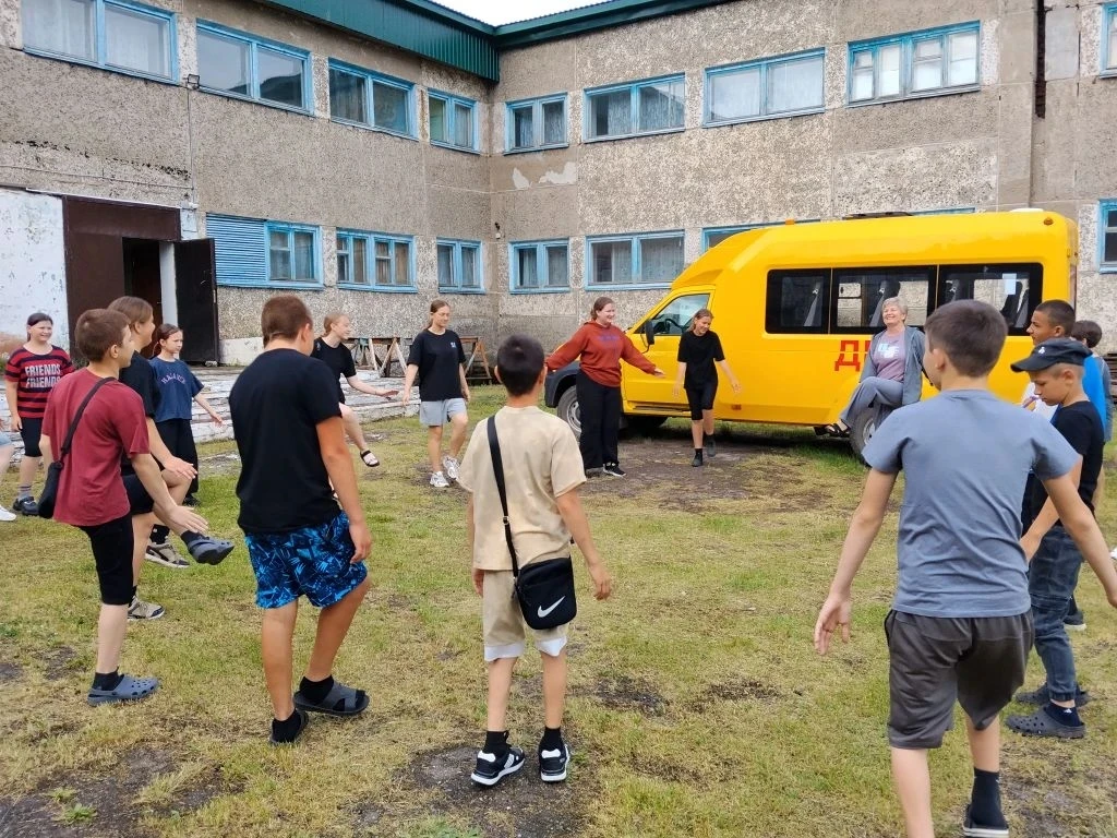 День 6 – 10.06.2026 (среда)
Тема: «День Движения Первых» 🚀

Познакомились с направлениями РДДМ — уз
