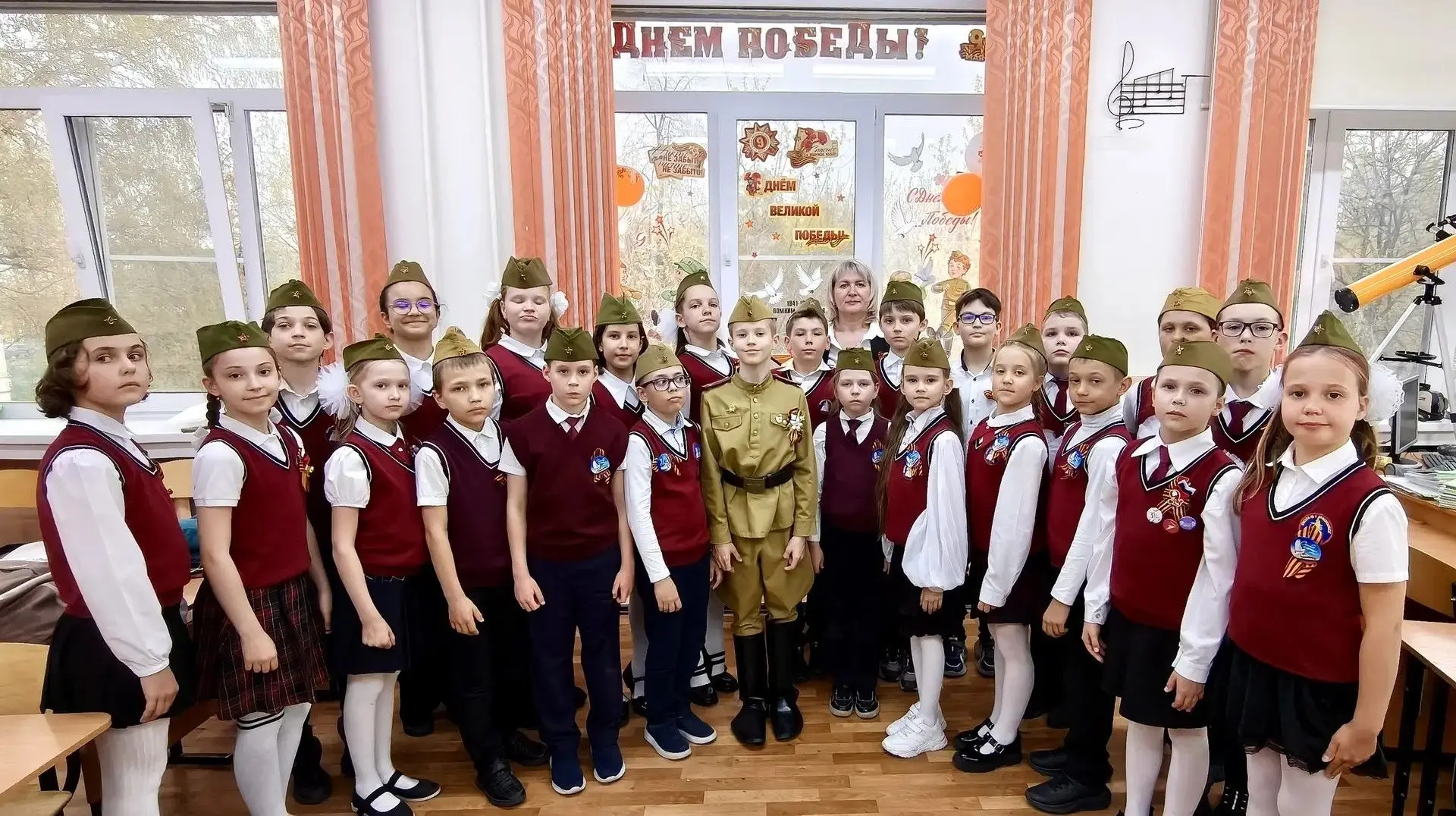 ⭐️Сибирские «Окна Победы»: помним и чтим подвиги Героев   В преддверии Дня Великой Победы наши ребят