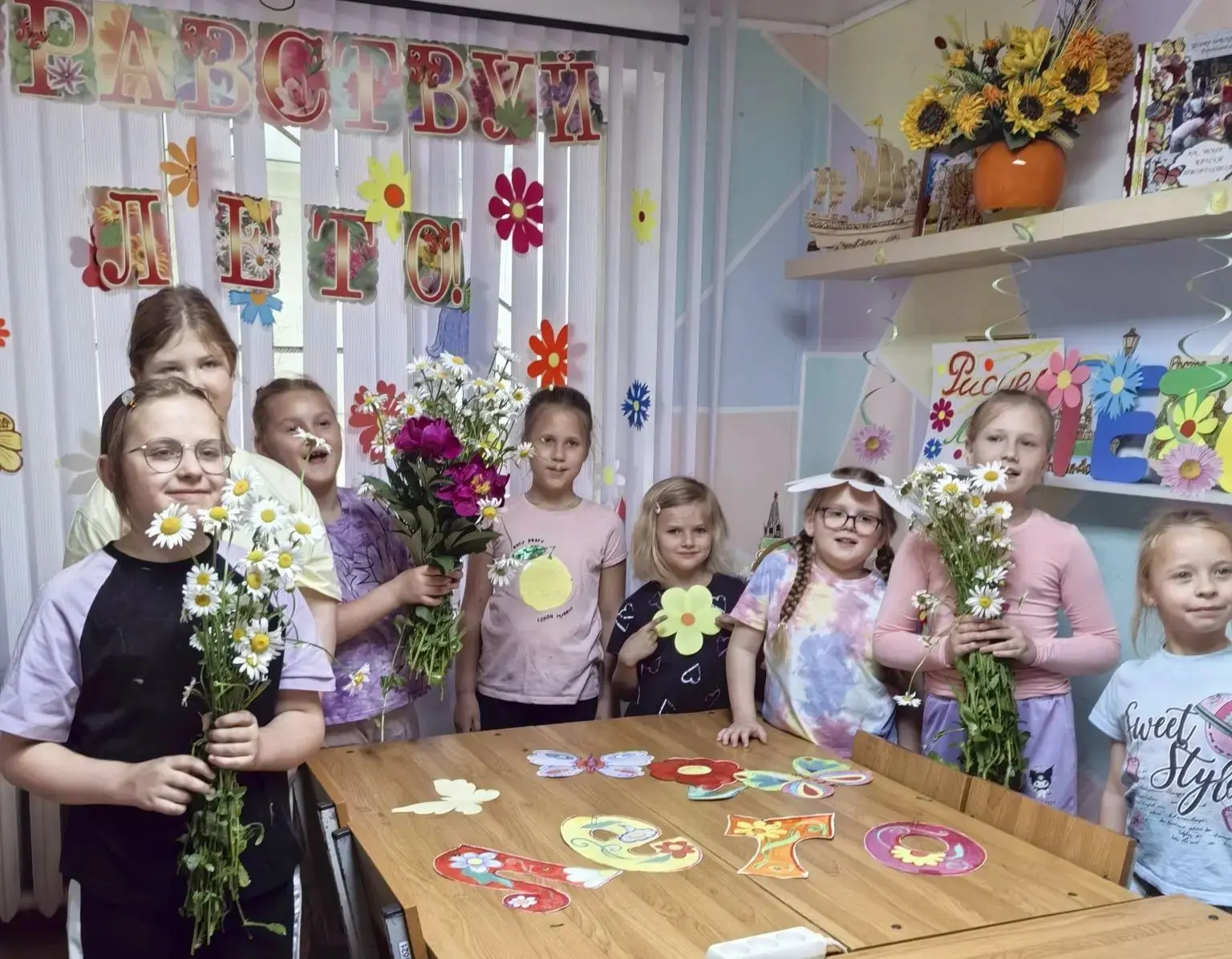 На базе летней площадки корпуса «Искра» ЦДТ Ворошиловского района проведено мероприятие «Для своей с