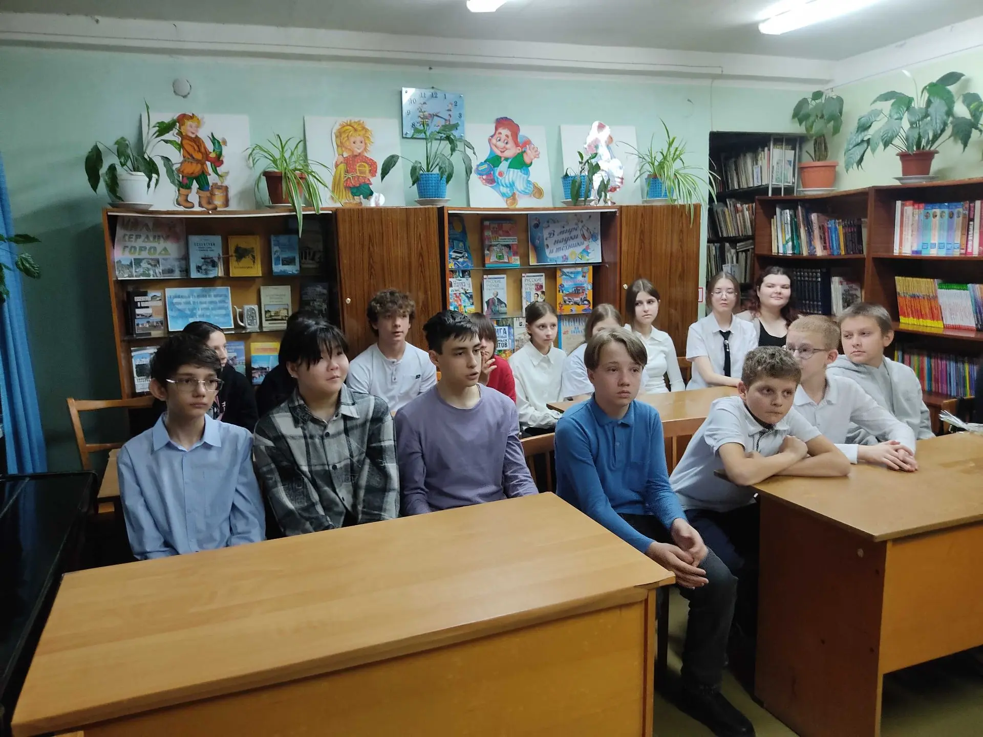 Урок русской доблести «Нет выше чести - Родине служить!»   23 февраля - особая дата, когда сердца на