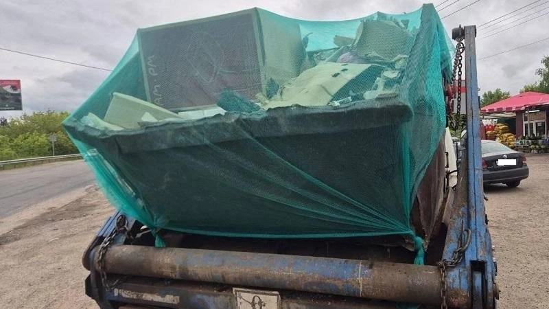 🚛🚯В Балашихе трое водителей оштрафованы за нелегальную перевозку строительного мусора.