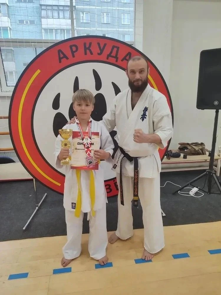 🏆3 мая в Барнауле прошёл краевой фестиваль АКФСОО «Аркуда Додзё» — «Надежды Алтая». Соревнования про