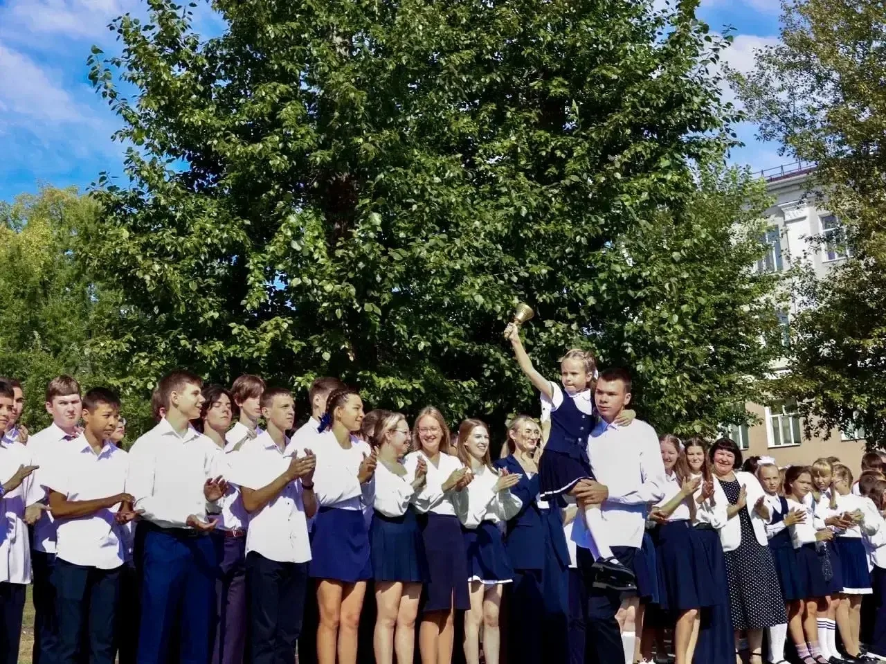 🔔Дорогие выпускники, уважаемые учителя, родители!