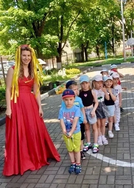 Сегодня в «Семицветике» прошёл настоящий праздник любви к Родине!🇷🇺

Наш детский сад наполнился эн