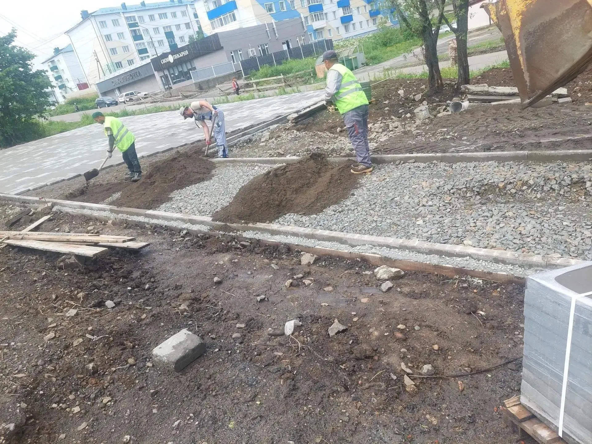 На Сахалине продолжается обновление общественных пространств 🌳

На сегодняшний день в Сахалинской о