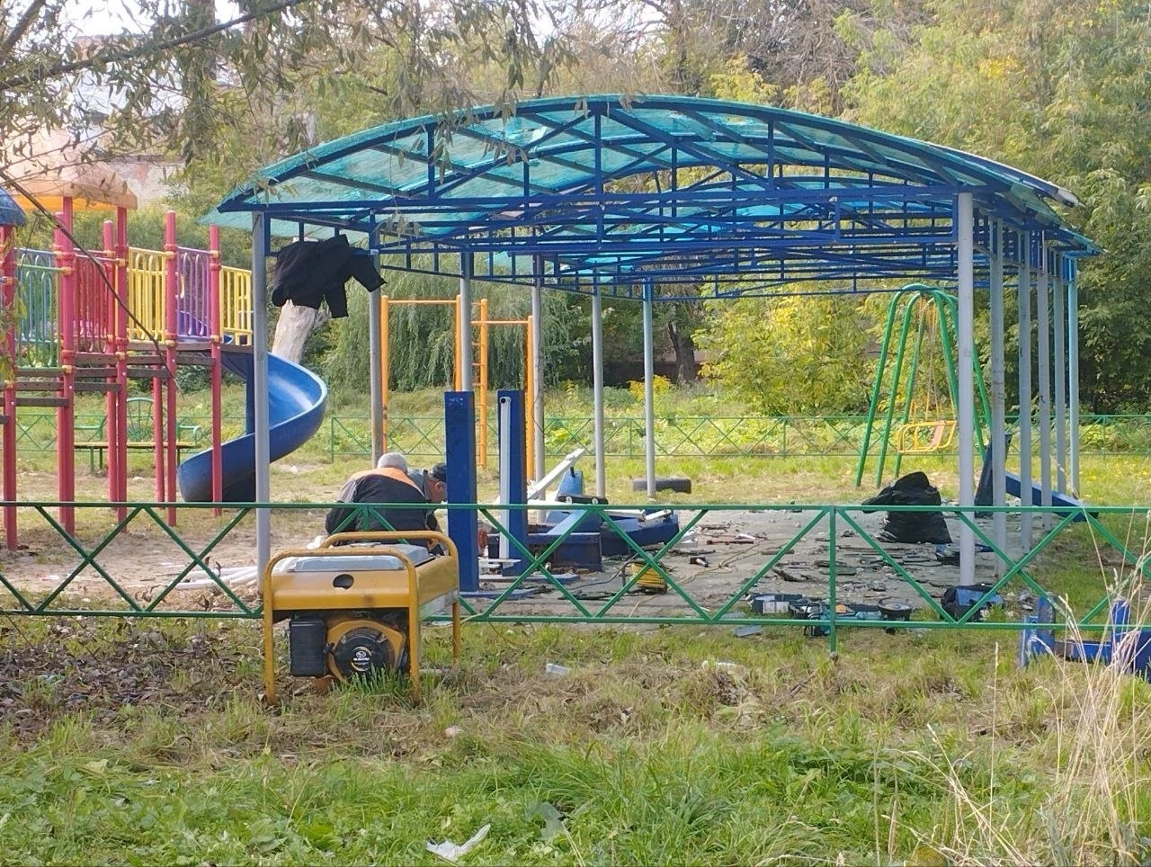 Ещё одну площадку со спортивными тренажёрами демонтируют в Калуге