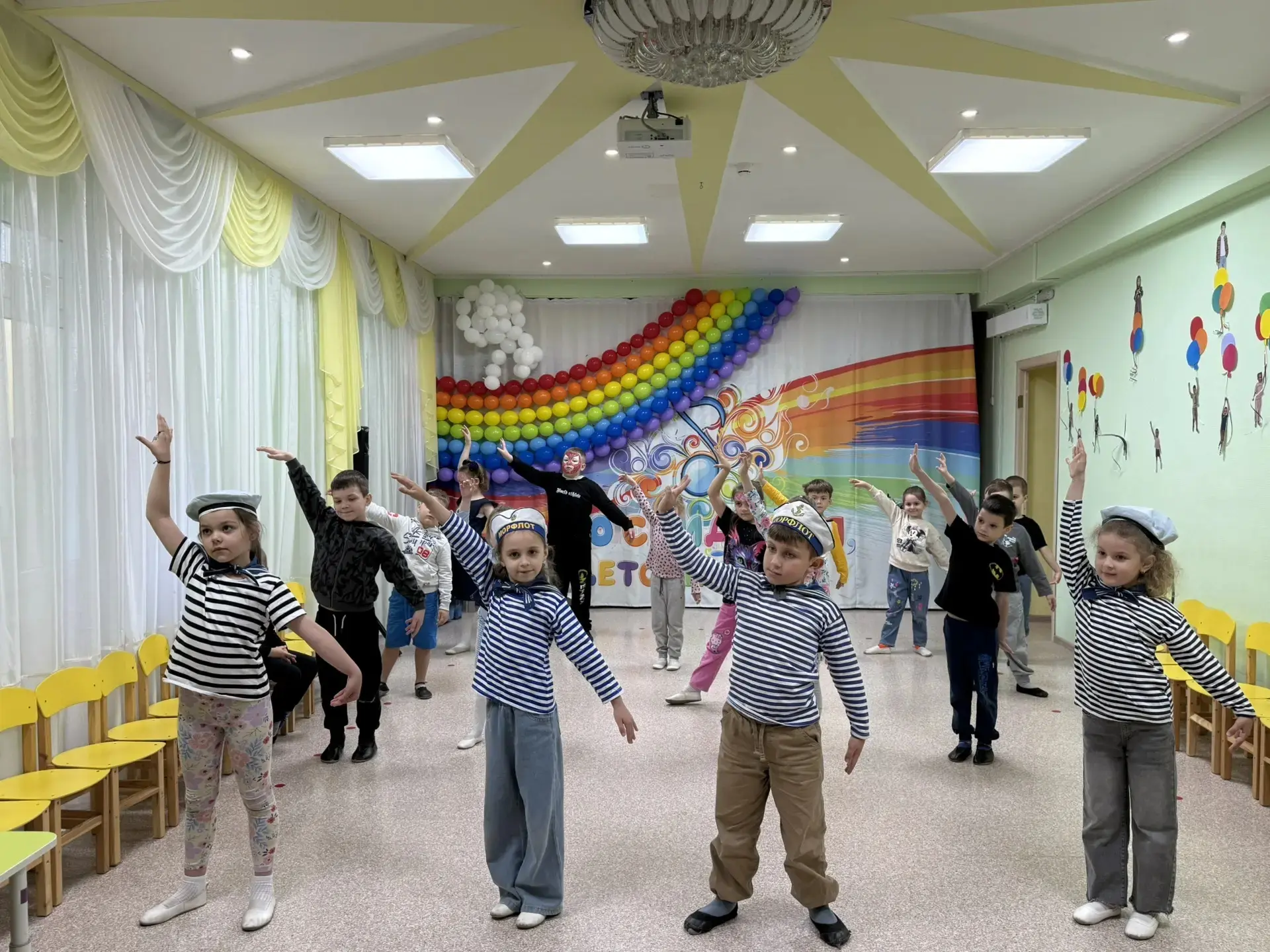 В МАДОУ №115 (корпус 1) прошёл яркий и радостный праздник, посвящённый Дню защиты детей 🌈